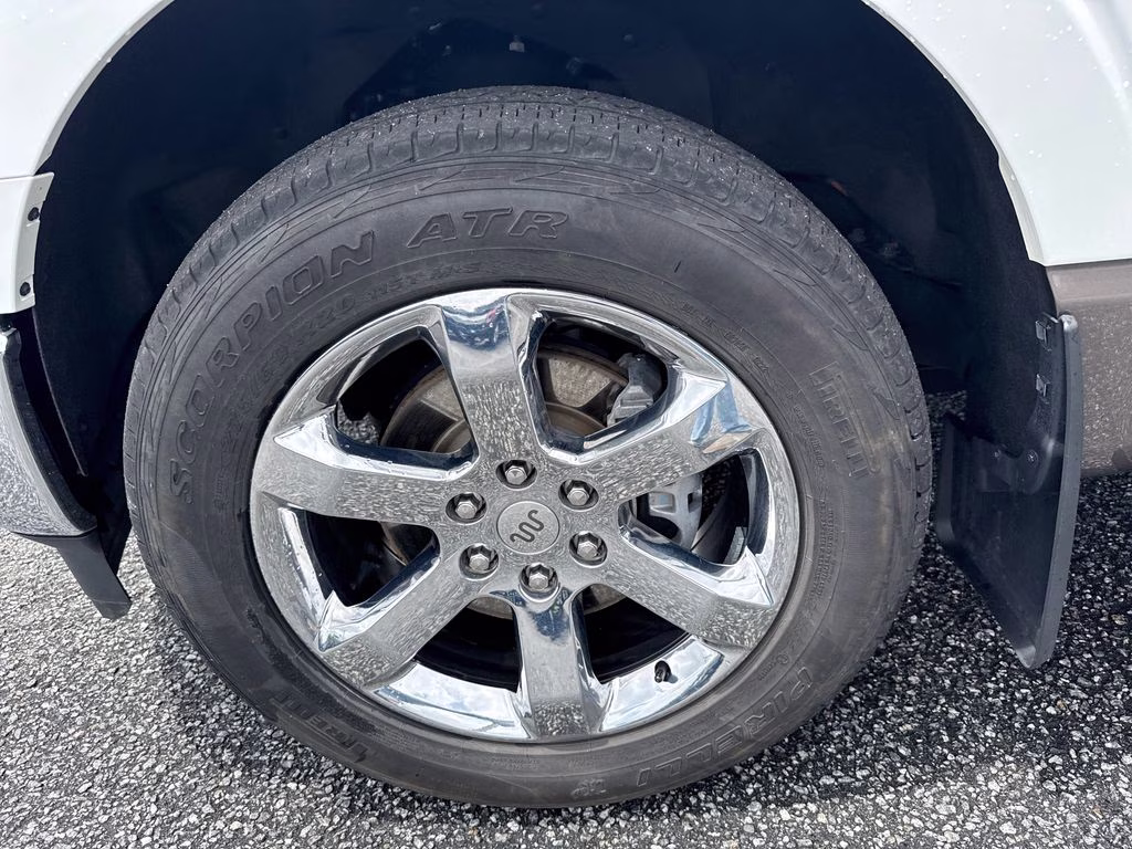 2022 Star White Metallic Tri-Coat Ford F-150 King Ranch 4X4 Truck