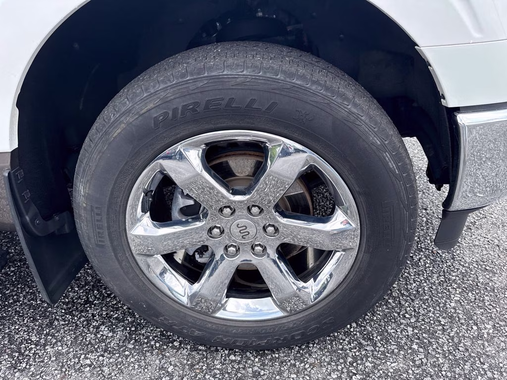 2022 Star White Metallic Tri-Coat Ford F-150 King Ranch 4X4 Truck