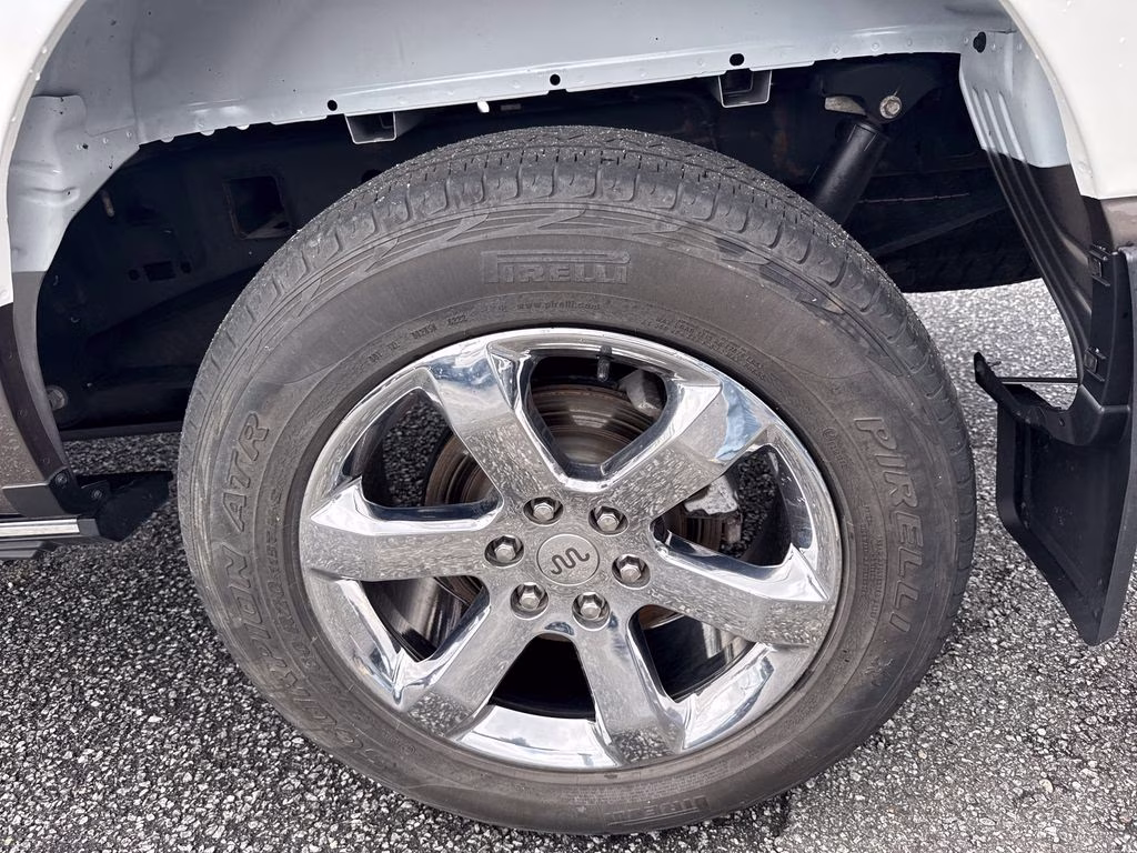 2022 Star White Metallic Tri-Coat Ford F-150 King Ranch 4X4 Truck
