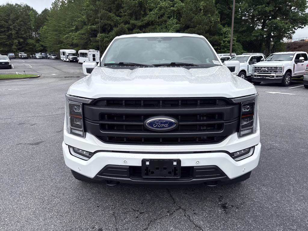 2023 Star White Metallic Tri-Coat Ford F-150 Lariat 4X4 Truck