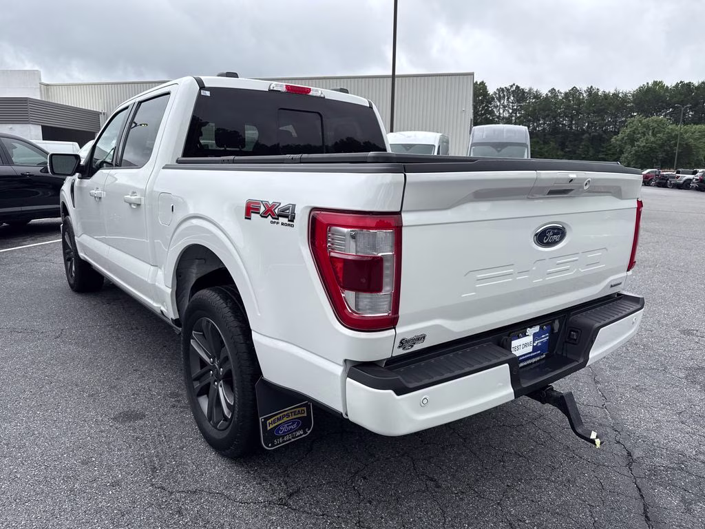 2023 Star White Metallic Tri-Coat Ford F-150 Lariat 4X4 Truck