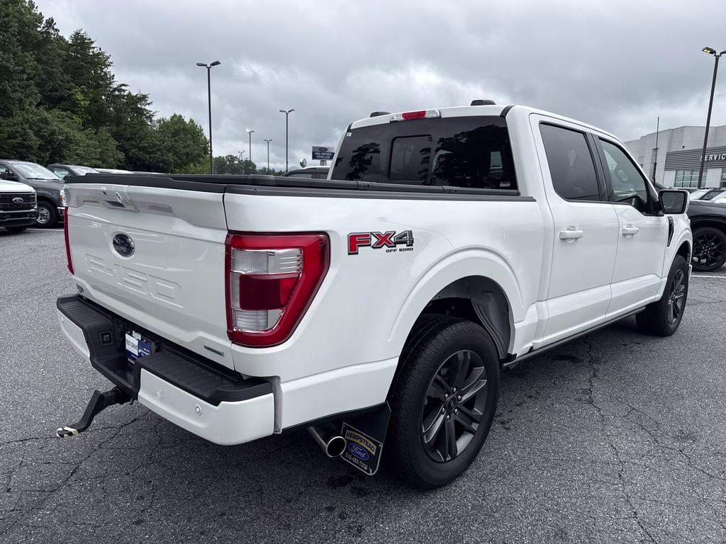 2023 Star White Metallic Tri-Coat Ford F-150 Lariat 4X4 Truck