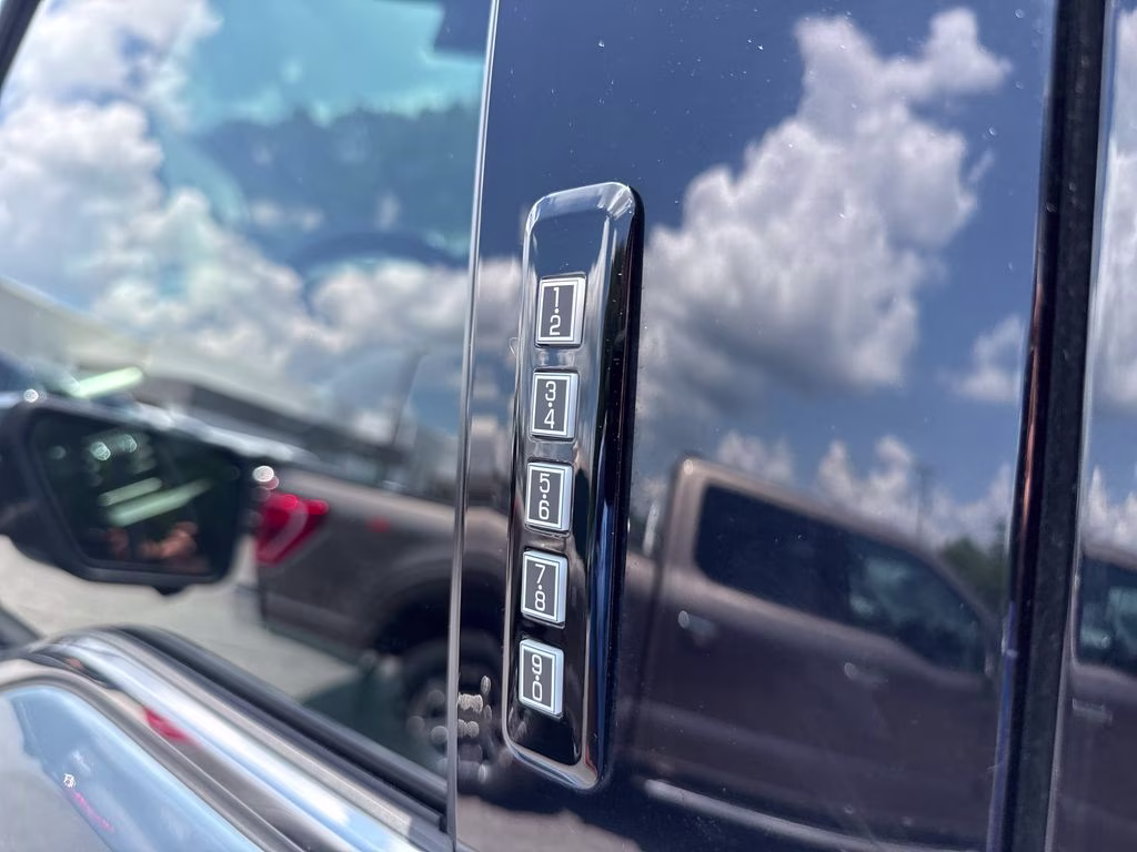 2023 Azure Gray Metallic Tri-Coat Ford F-150 Platinum 4X4 Truck