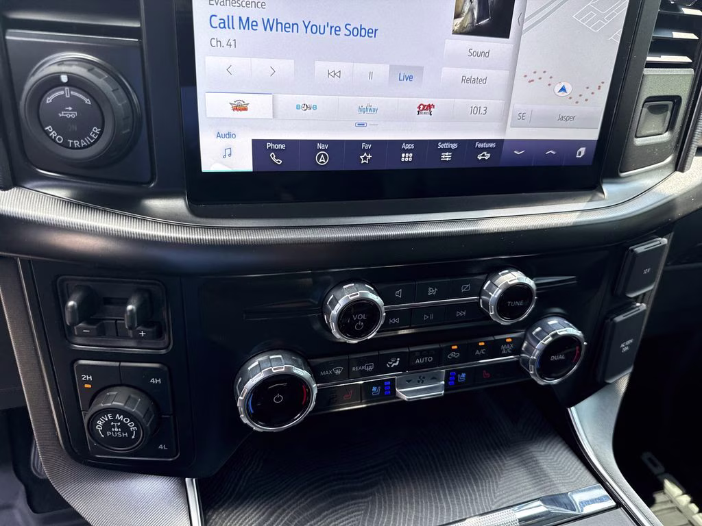 2023 Azure Gray Metallic Tri-Coat Ford F-150 Platinum 4X4 Truck