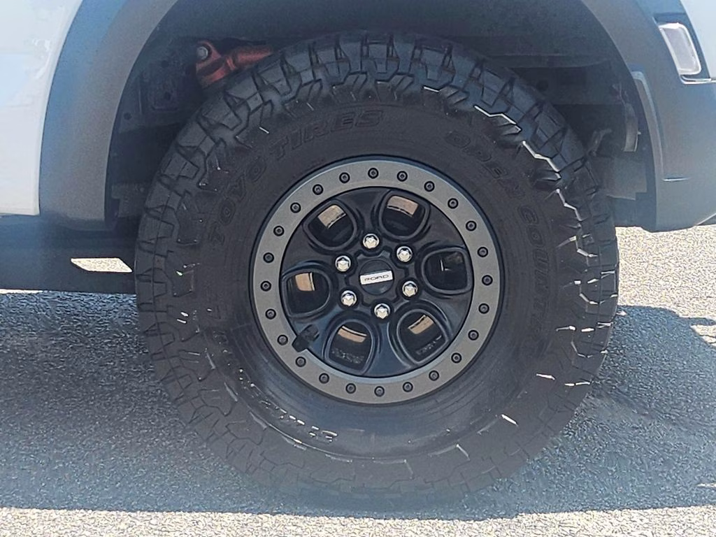 2023 Oxford White Ford F-150 Raptor 4X4 Truck