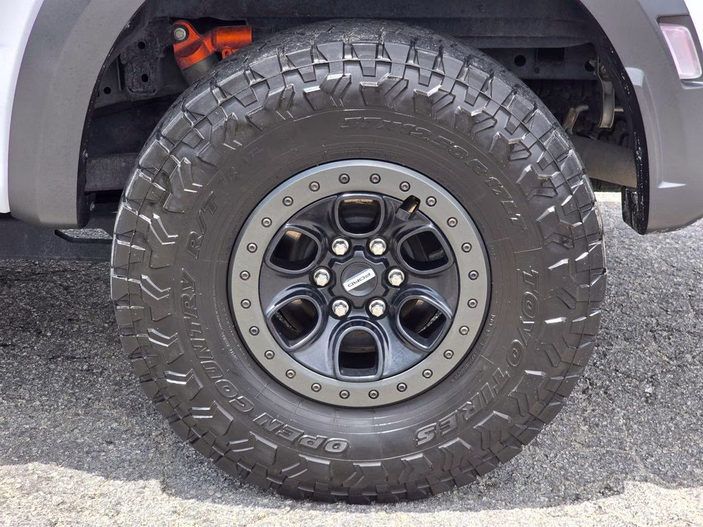 2023 Oxford White Ford F-150 Raptor 4X4 Truck