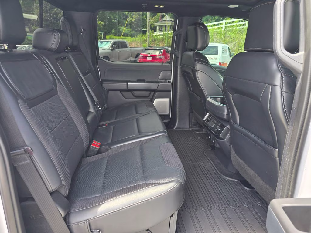 2023 Oxford White Ford F-150 Raptor 4X4 Truck