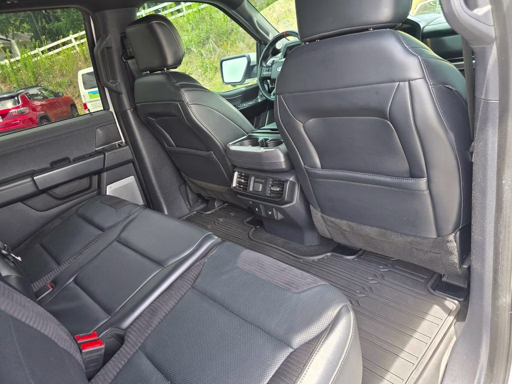 2023 Oxford White Ford F-150 Raptor 4X4 Truck