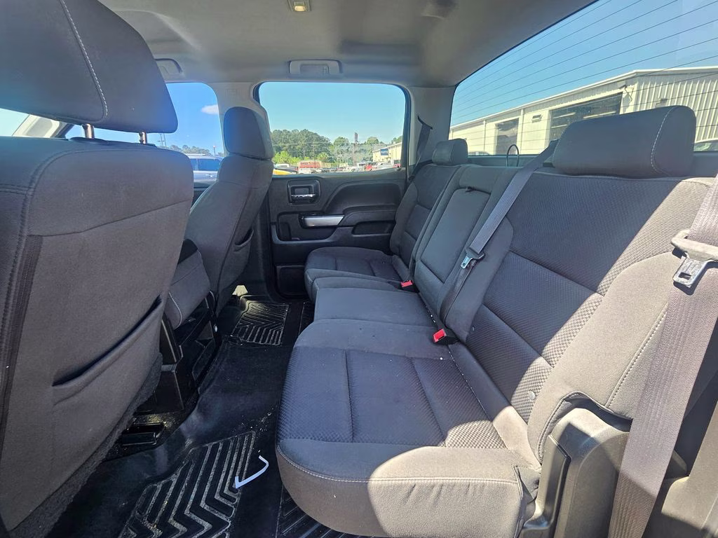 2017 Graphite Metallic Chevrolet Silverado 1500 LT RWD Truck