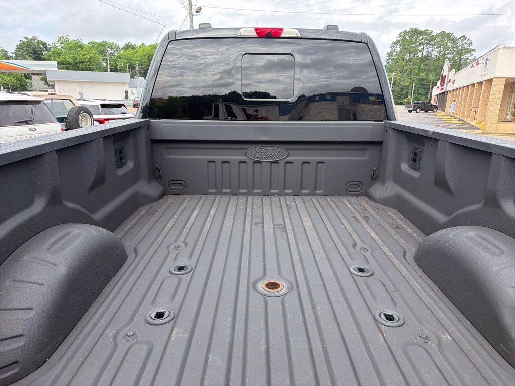 2024 Agate Black Metallic Ford Super Duty F-450 DRW Platinum 4X4 Truck
