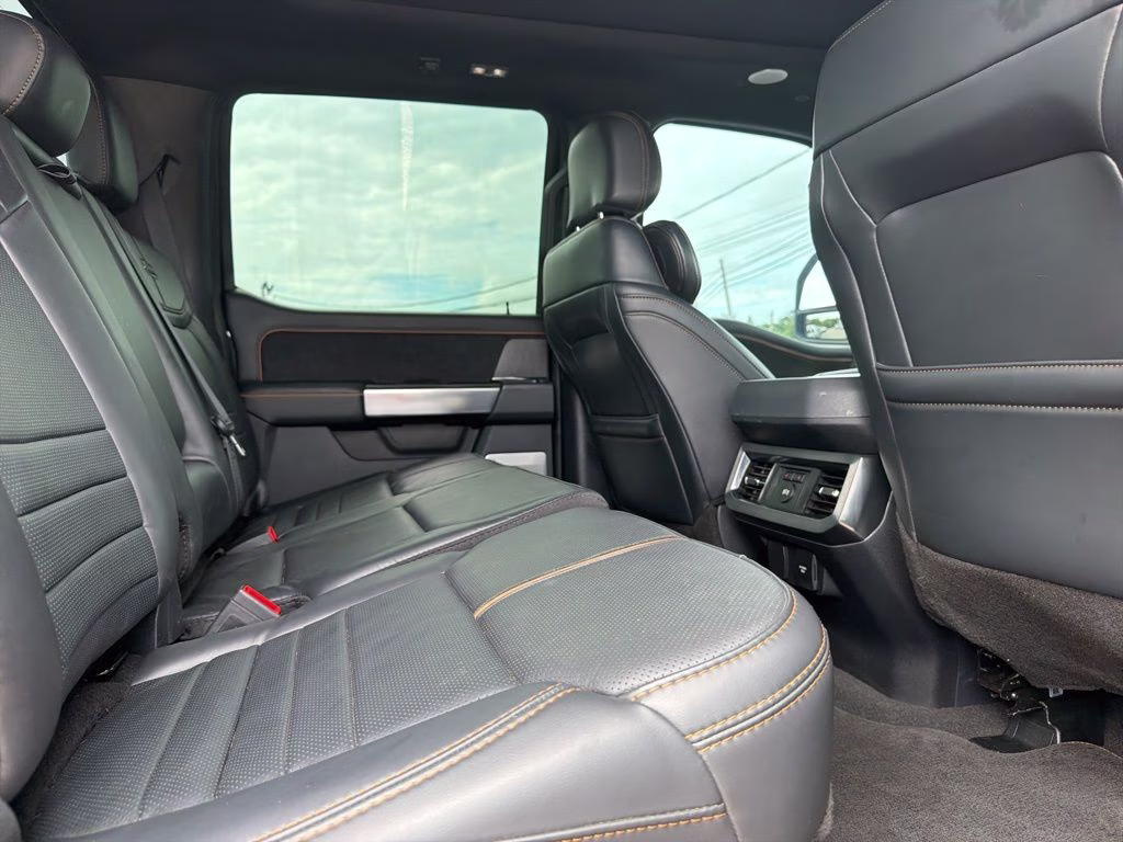 2024 Agate Black Metallic Ford Super Duty F-450 DRW Platinum 4X4 Truck
