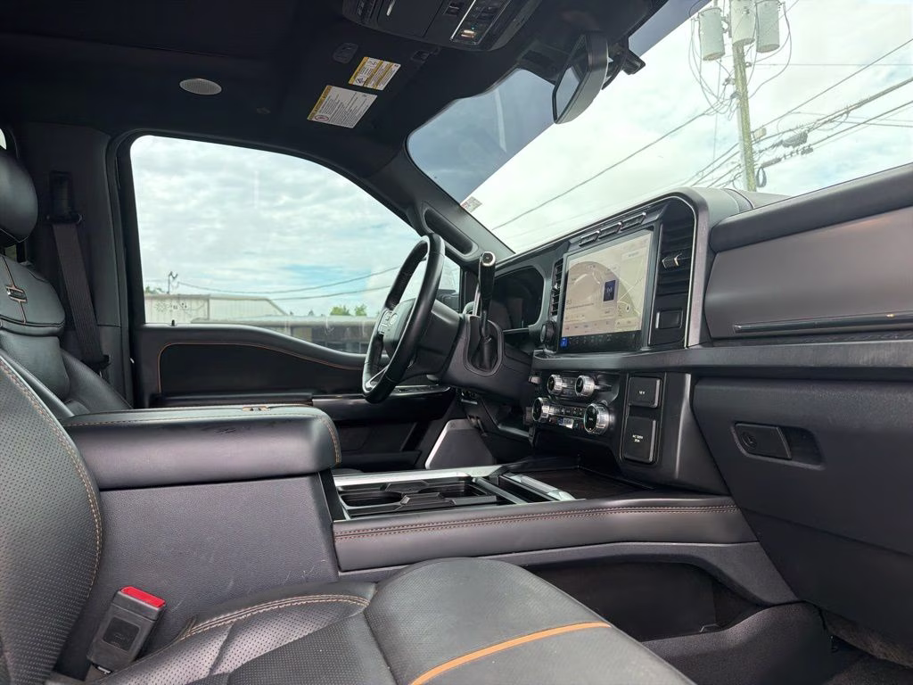 2024 Agate Black Metallic Ford Super Duty F-450 DRW Platinum 4X4 Truck