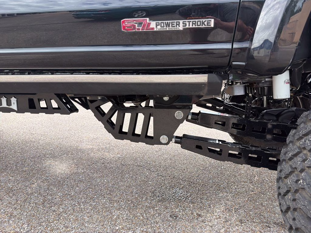 2024 Agate Black Metallic Ford Super Duty F-450 DRW Platinum 4X4 Truck