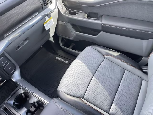 2026 Antimatter Blue Metallic Ford F-150 LARIAT 4X4 Truck