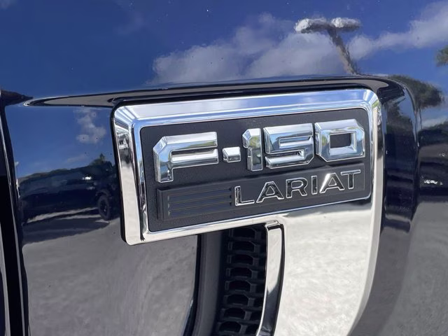 2026 Antimatter Blue Metallic Ford F-150 LARIAT 4X4 Truck