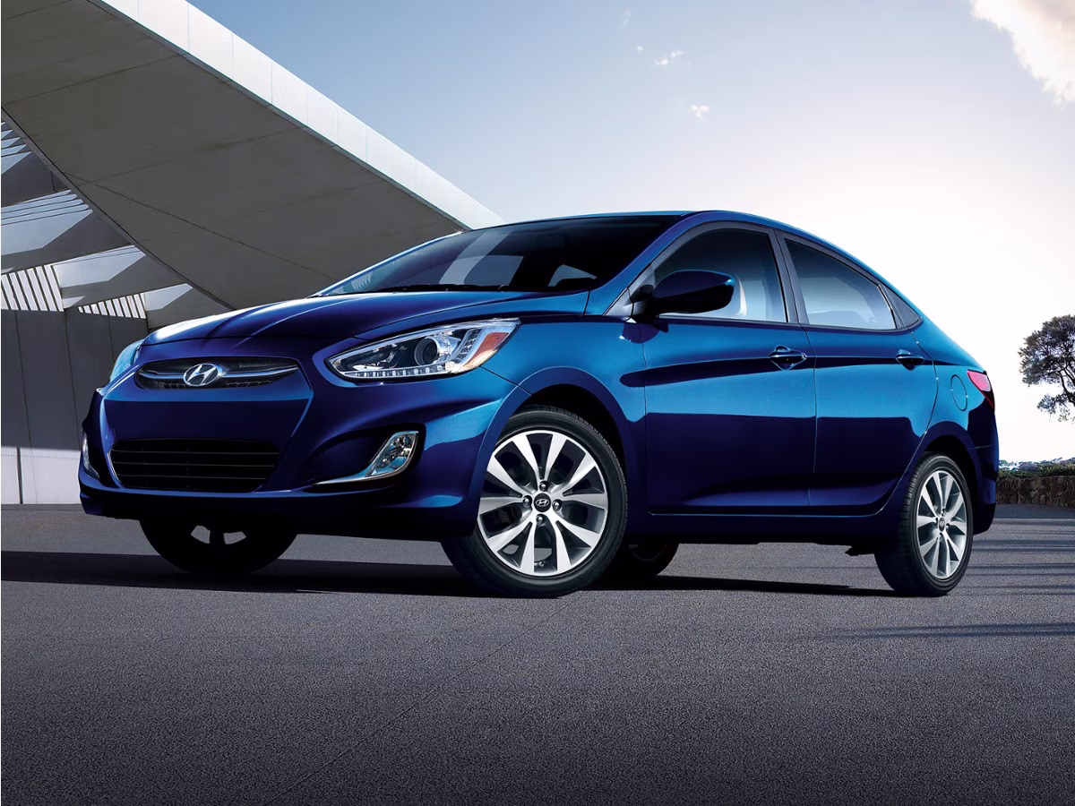 2015 Hyundai Accent GLS 4-Door 6-Speed Automatic's photo
