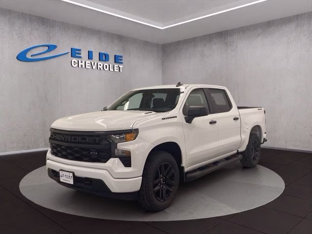 2026 Summit White Chevrolet Silverado 1500 Custom 4X4 Truck