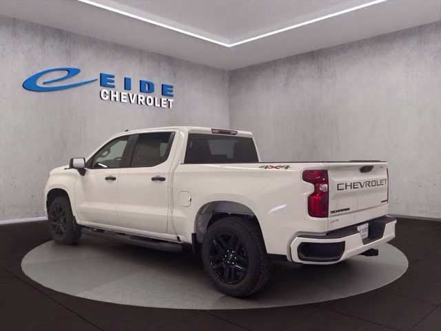 2026 Summit White Chevrolet Silverado 1500 Custom 4X4 Truck