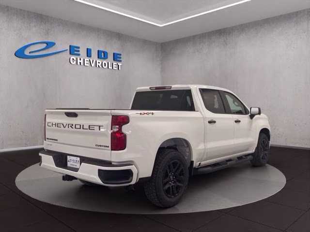 2026 Summit White Chevrolet Silverado 1500 Custom 4X4 Truck