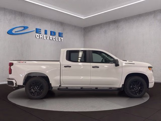 2026 Summit White Chevrolet Silverado 1500 Custom 4X4 Truck