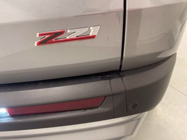 2026 Sterling Gray Metallic Chevrolet Traverse Z71 AWD SUV