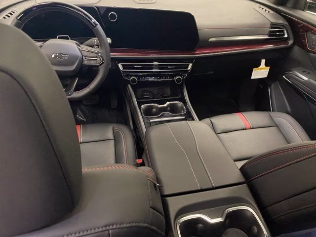 2026 Mosaic Black Metallic Chevrolet Traverse RS AWD SUV