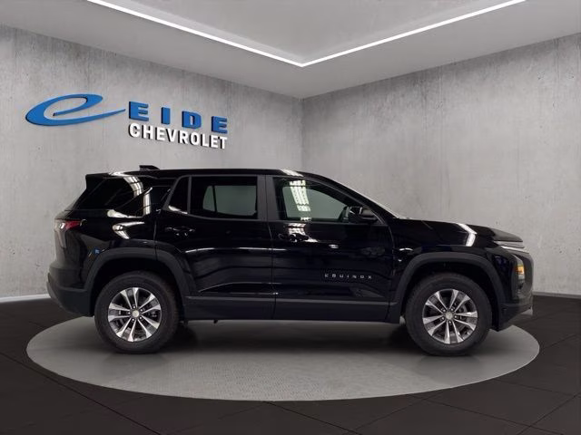 2026 Mosaic Black Metallic Chevrolet Equinox LT AWD SUV
