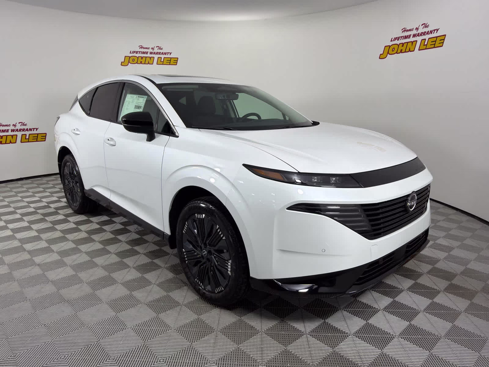2026 Everest White Pearl Tricoat Nissan Murano Platinum AWD SUV