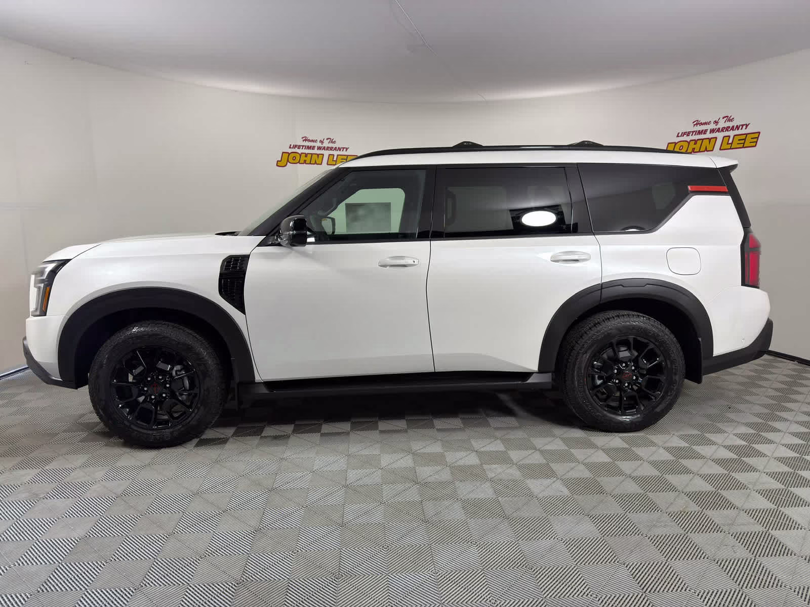 2026 Aspen White Tricoat Nissan Armada PRO-4X 4X4 SUV