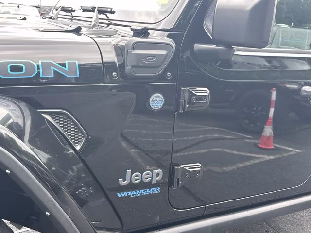 2022 Black Clearcoat Jeep Wrangler 4xe Unlimited Rubicon 4X4 Convertible
