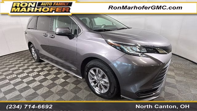 2021 Predawn Gray Mica Toyota Sienna LE FWD Van