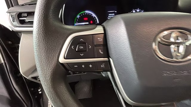 2021 Predawn Gray Mica Toyota Sienna LE FWD Van