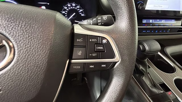2021 Predawn Gray Mica Toyota Sienna LE FWD Van