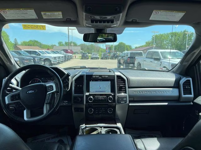 2018 Ruby Red Metallic Ford Super Duty F-350 SRW Lariat 4X4 Truck