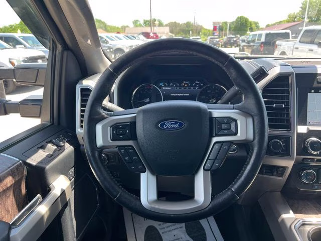 2018 Ruby Red Metallic Ford Super Duty F-350 SRW Lariat 4X4 Truck