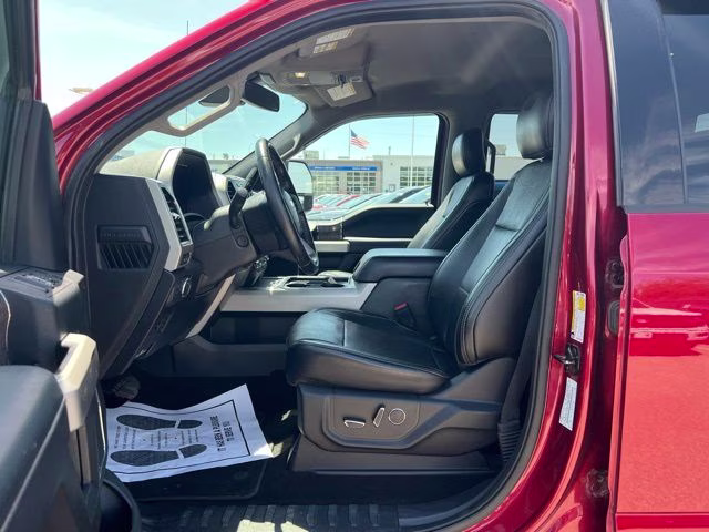 2018 Ruby Red Metallic Ford Super Duty F-350 SRW Lariat 4X4 Truck