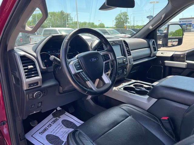 2018 Ruby Red Metallic Ford Super Duty F-350 SRW Lariat 4X4 Truck