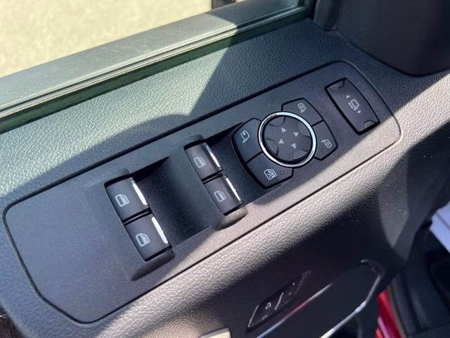 2018 Ruby Red Metallic Ford Super Duty F-350 SRW Lariat 4X4 Truck