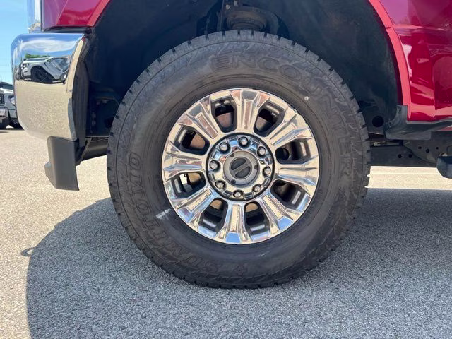 2018 Ruby Red Metallic Ford Super Duty F-350 SRW Lariat 4X4 Truck