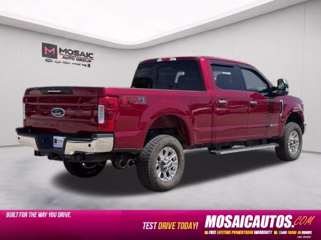 2018 Ruby Red Metallic Ford Super Duty F-350 SRW Lariat 4X4 Truck