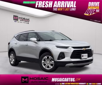 2020 Silver Ice Metallic Chevrolet Blazer LT FWD SUV