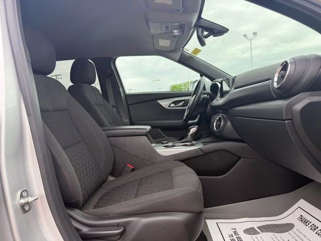 2020 Silver Ice Metallic Chevrolet Blazer LT FWD SUV