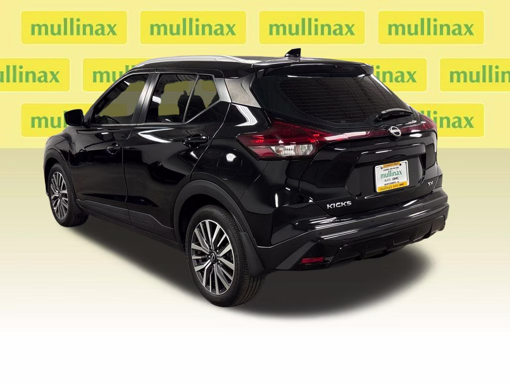 2023 Super Black Nissan Kicks SV FWD SUV