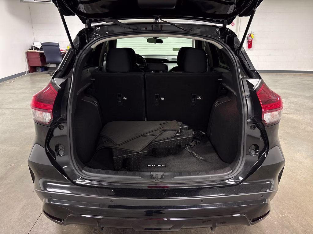 2023 Super Black Nissan Kicks SV FWD SUV