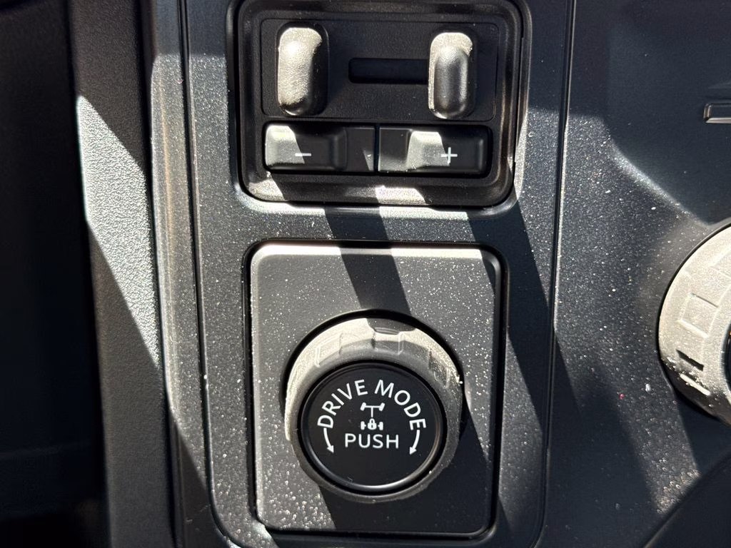 2026 Oxford White Ford F-150 XL RWD Truck