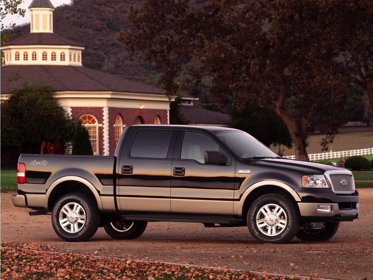 2005 Black Ford F-150 RWD Truck