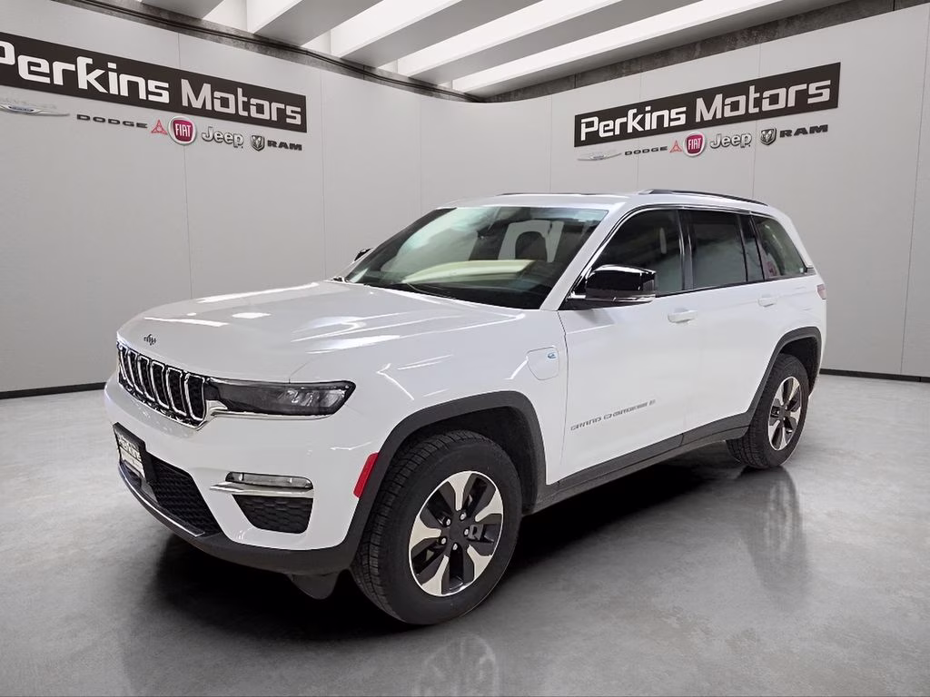 2024 Jeep Grand Cherokee 4xe 4x4's photo