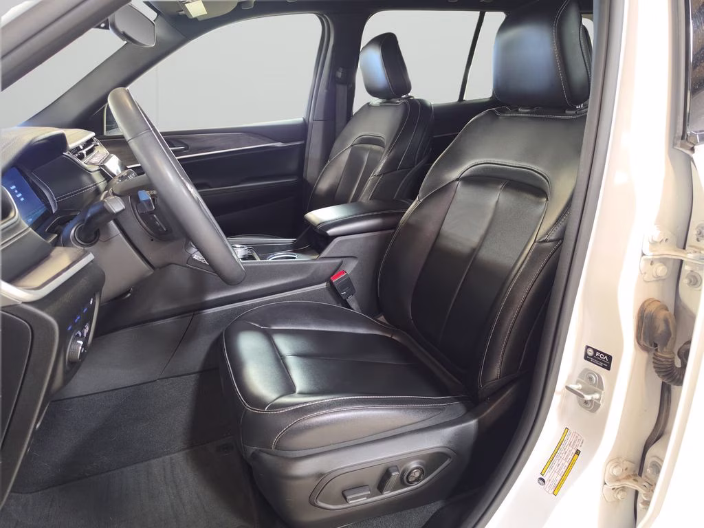 2024 Bright White Clearcoat Jeep Grand Cherokee 4xe 4xe 4X4 SUV