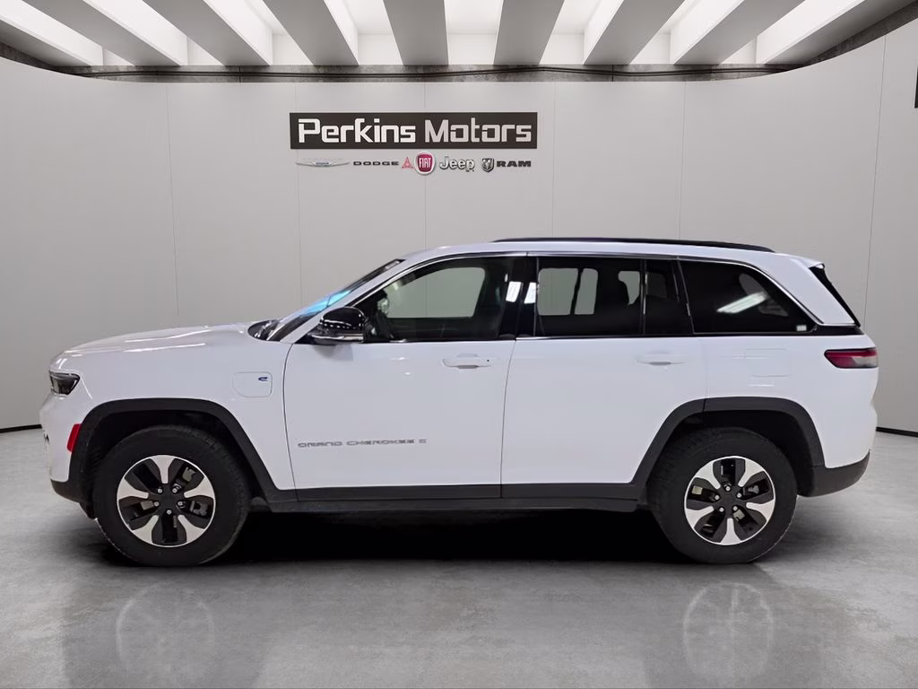 2024 Bright White Clearcoat Jeep Grand Cherokee 4xe 4xe 4X4 SUV