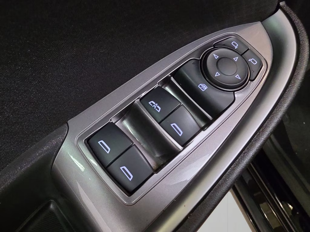 2025 Mosaic Black Metallic Chevrolet Malibu LT FWD Sedan